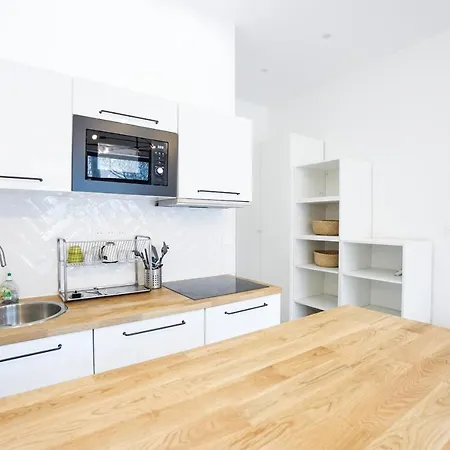 Nice Flat At * Courbevoie