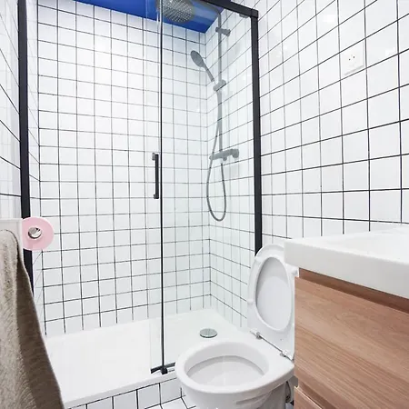 Nice Flat At * Courbevoie